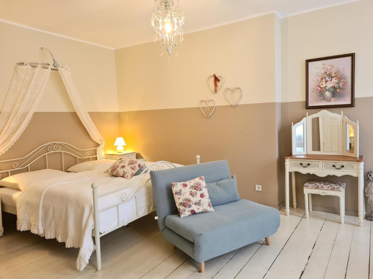 Kremmen Alte Lebkuchenfabrik Bed & Breakfast エクステリア 写真
